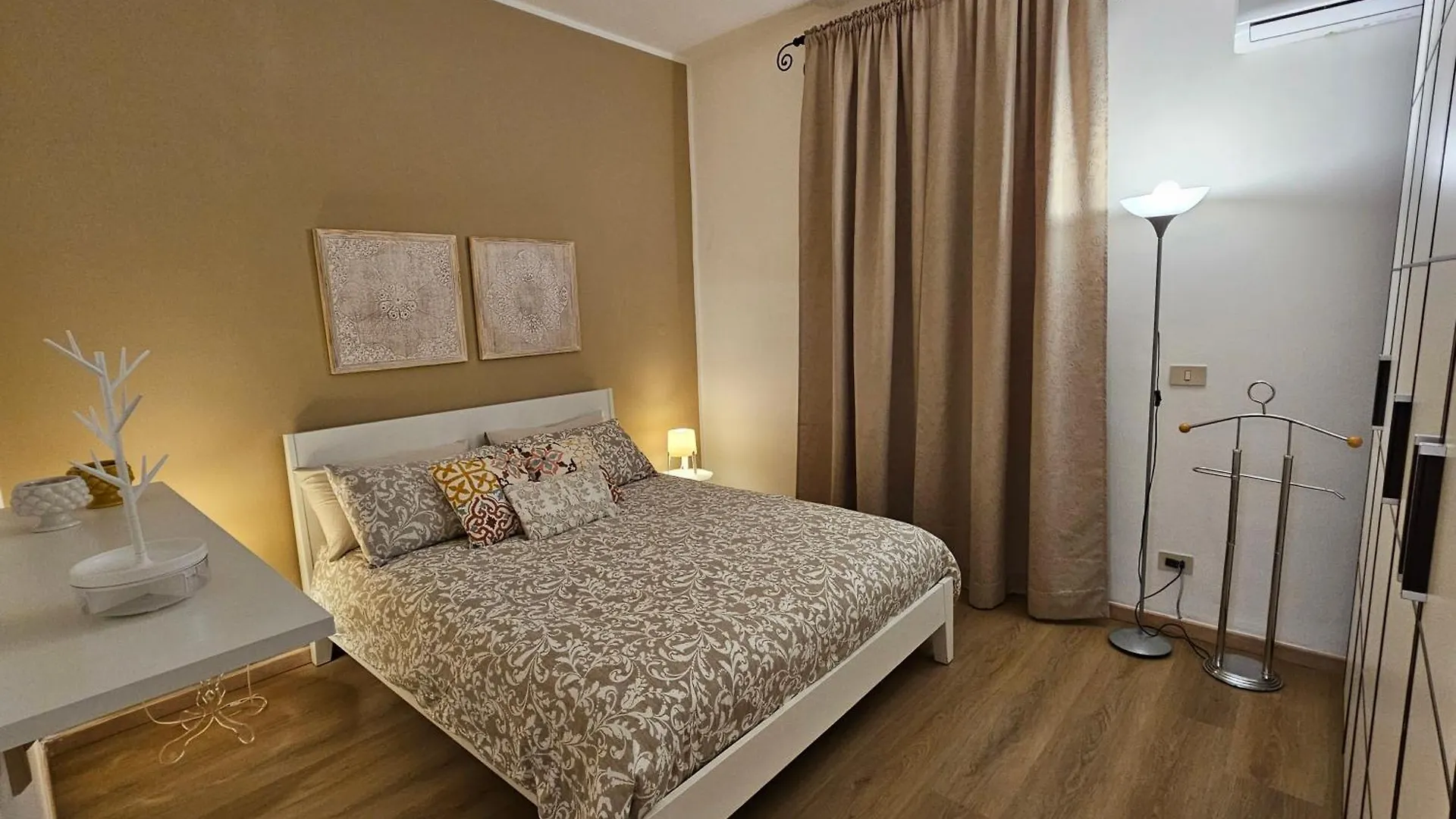 Appartamento XII Gennaio 3 Palermo Apartment